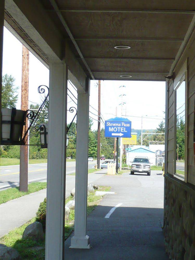 Stevens Pass Motel
