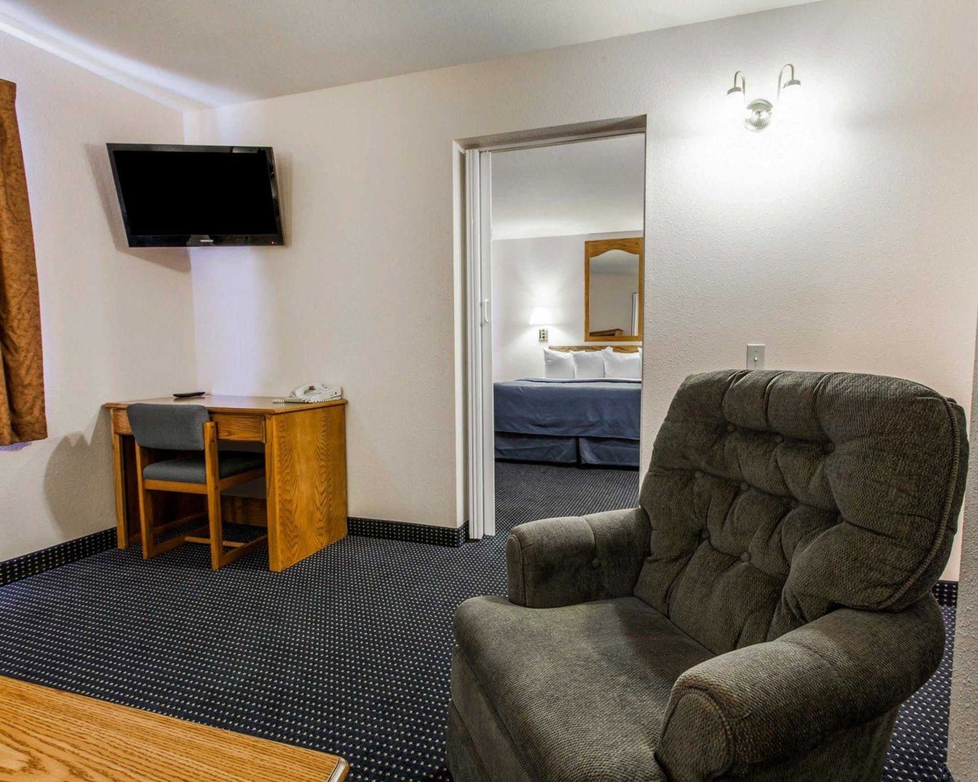 Quality Inn & Suites