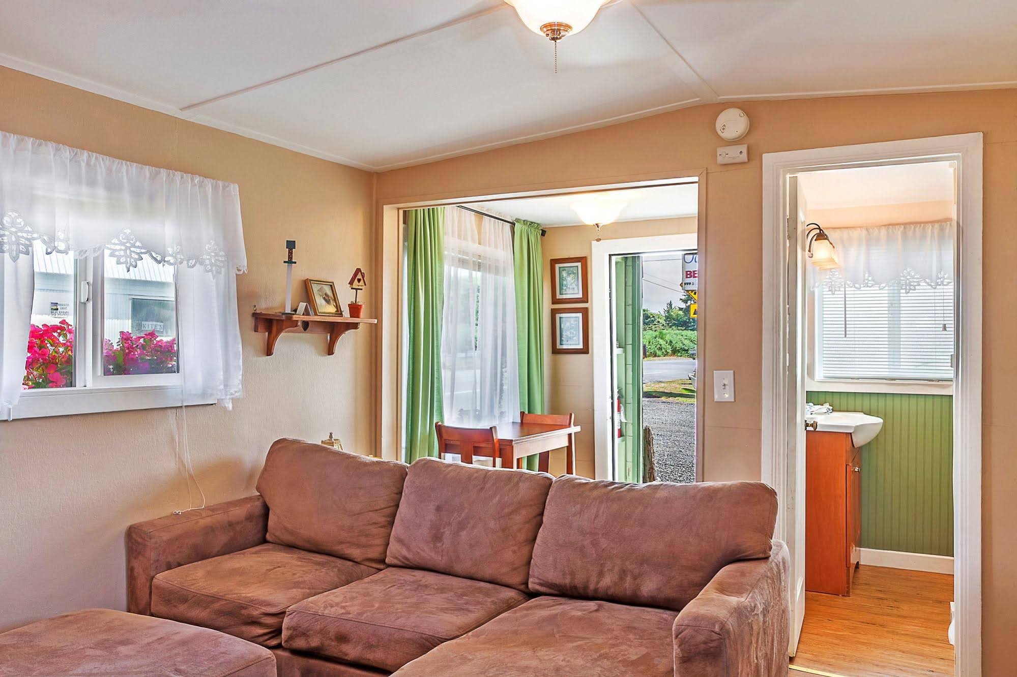 Ocean Spray Beach Resort