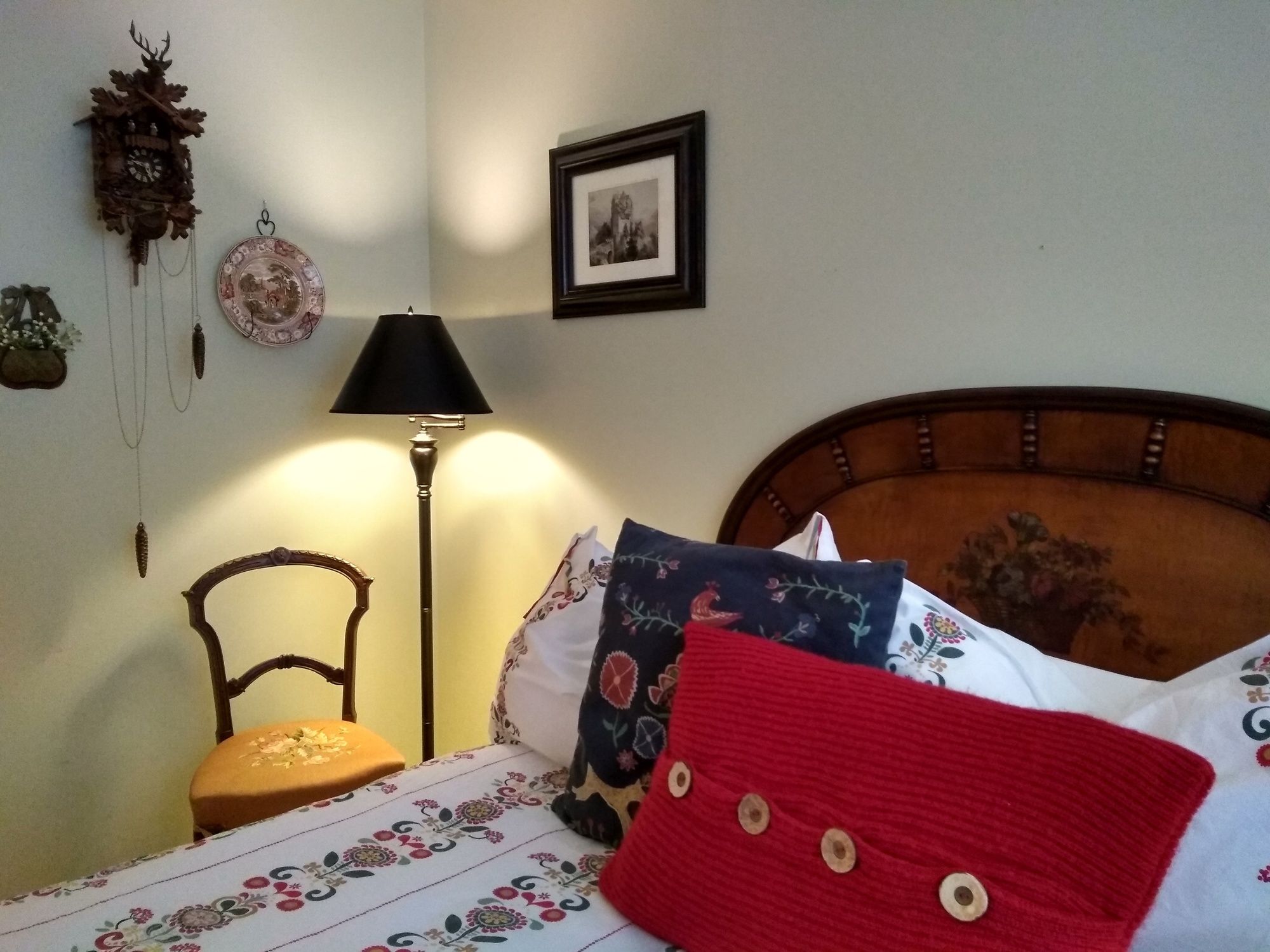 Husum's Riverside Bed And Breakfast