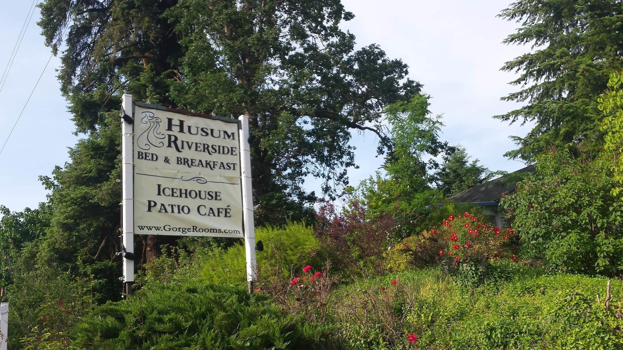 Husum's Riverside Bed And Breakfast