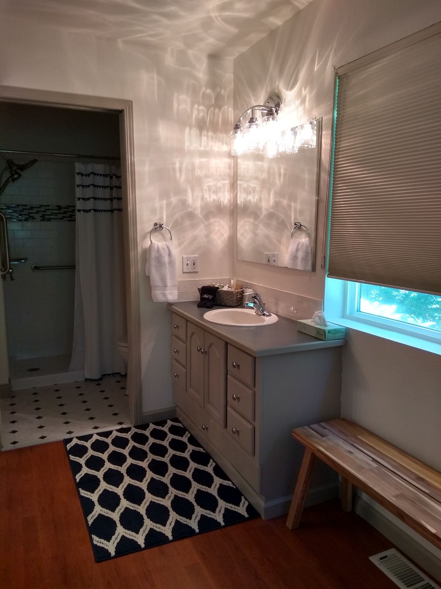Husum's Riverside Bed And Breakfast