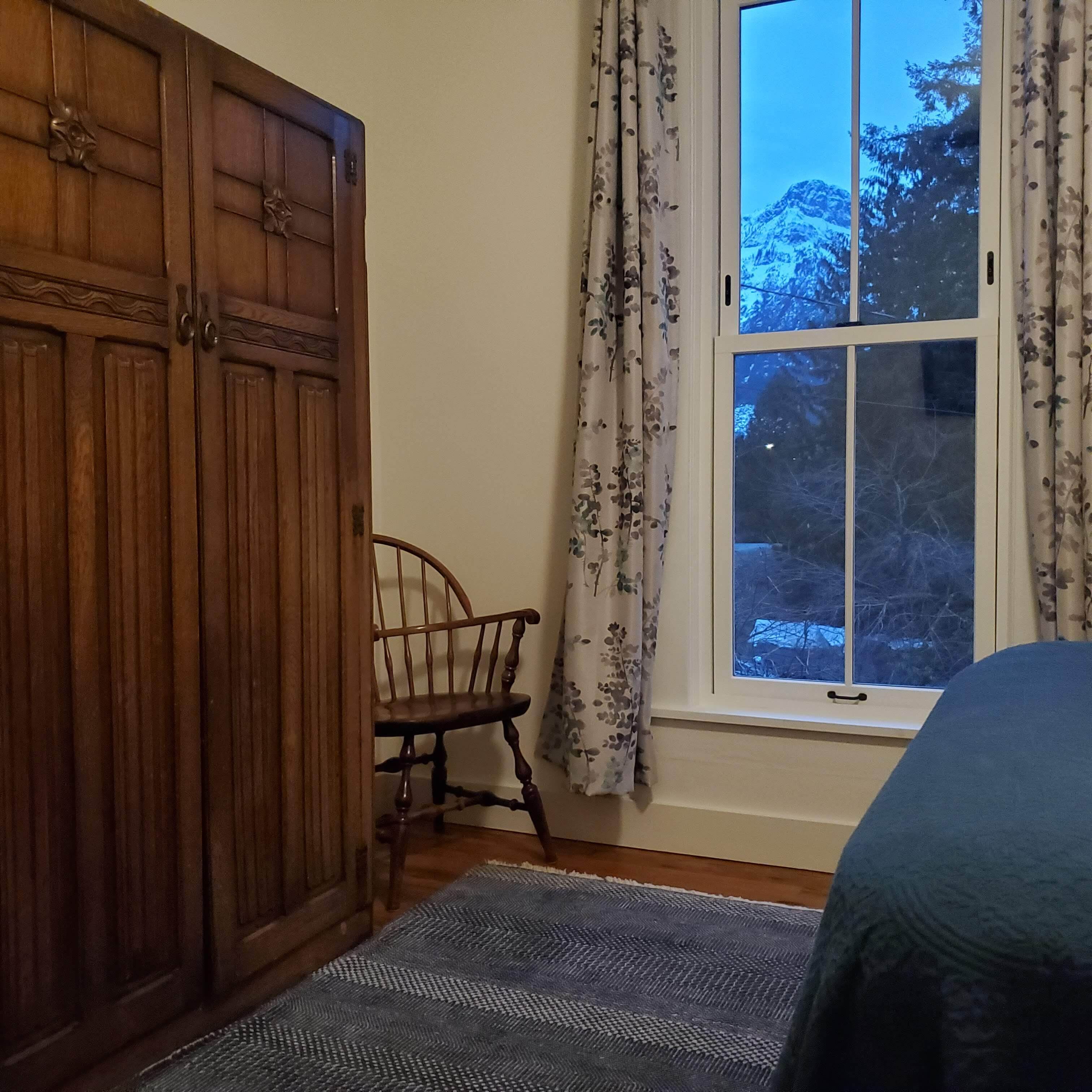 Bush House Inn