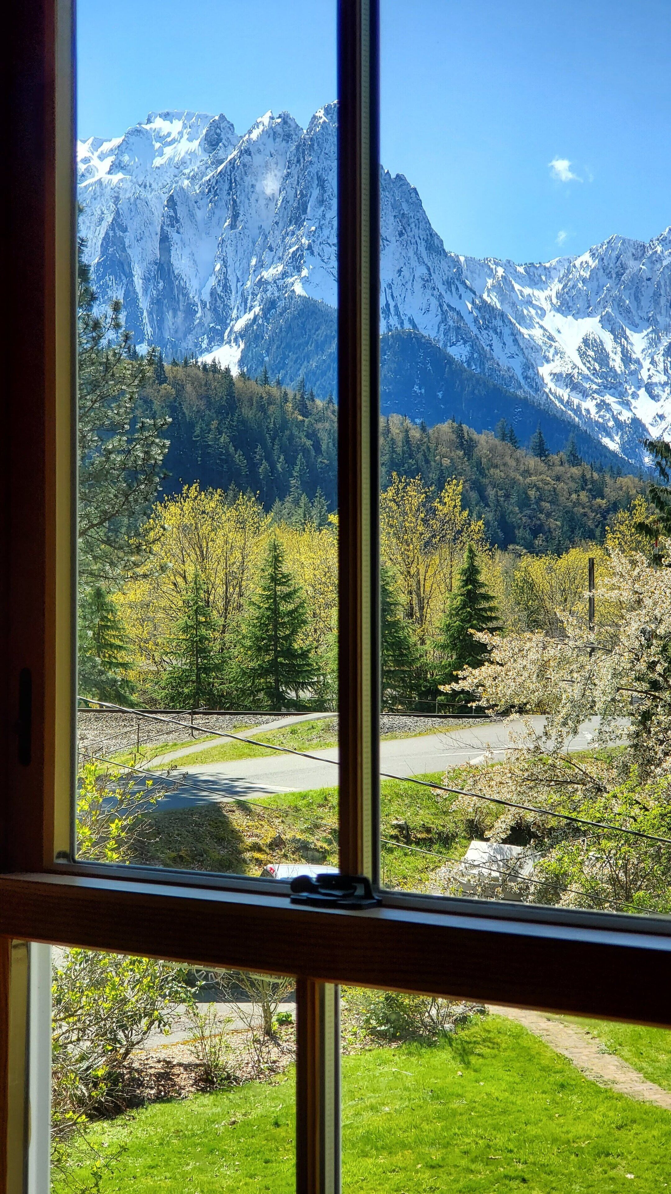 Bush House Inn
