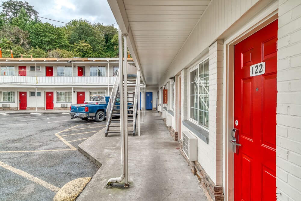 OYO Hotel Kalama