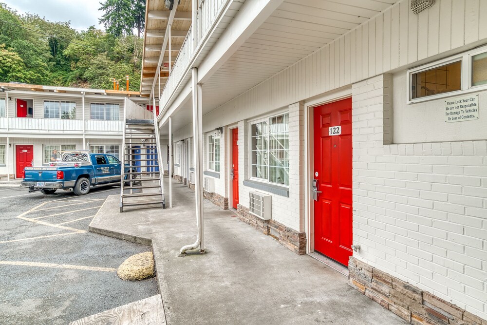 OYO Hotel Kalama