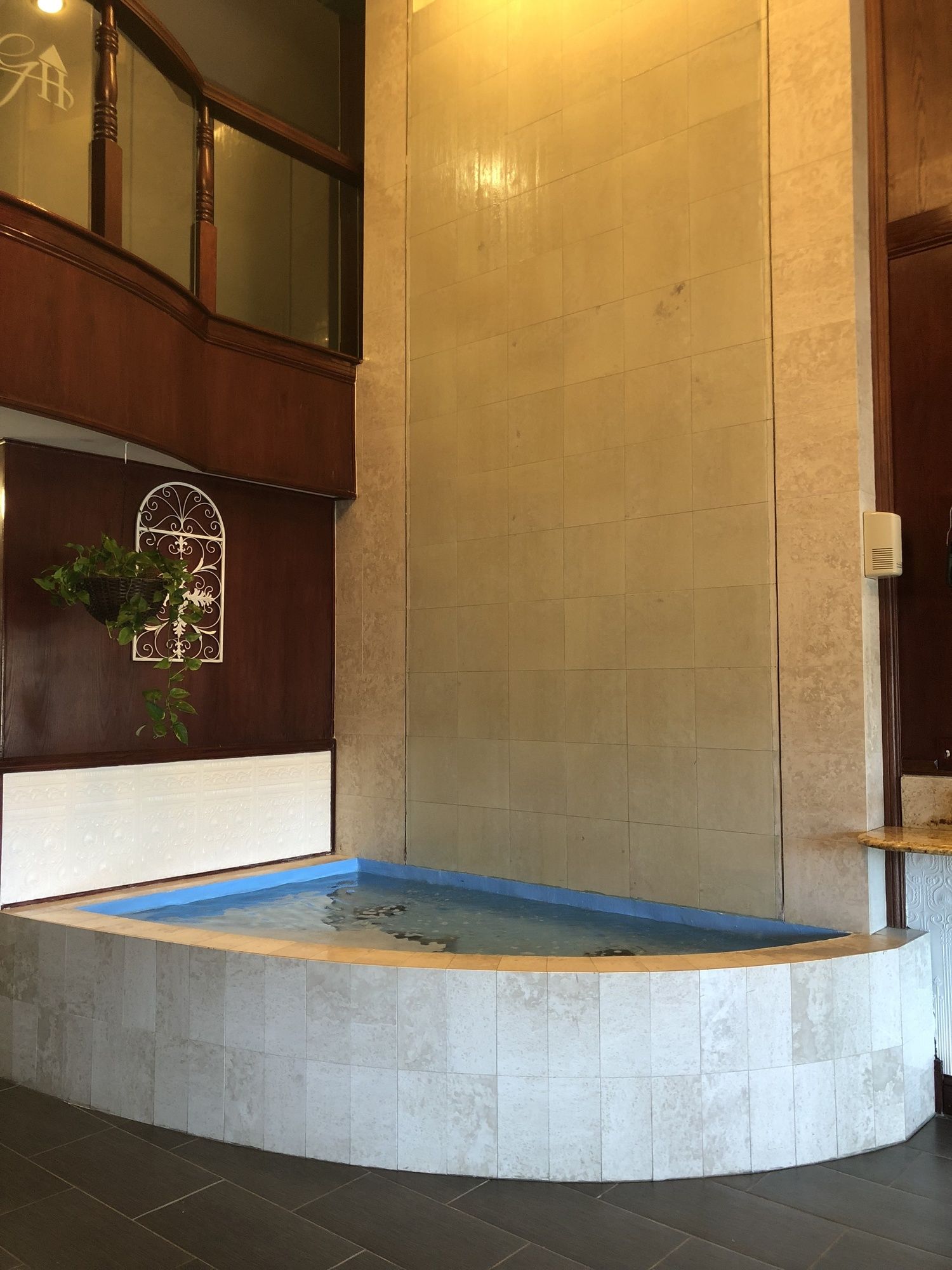 GuestHouse Inn & Suites Kelso/Longview