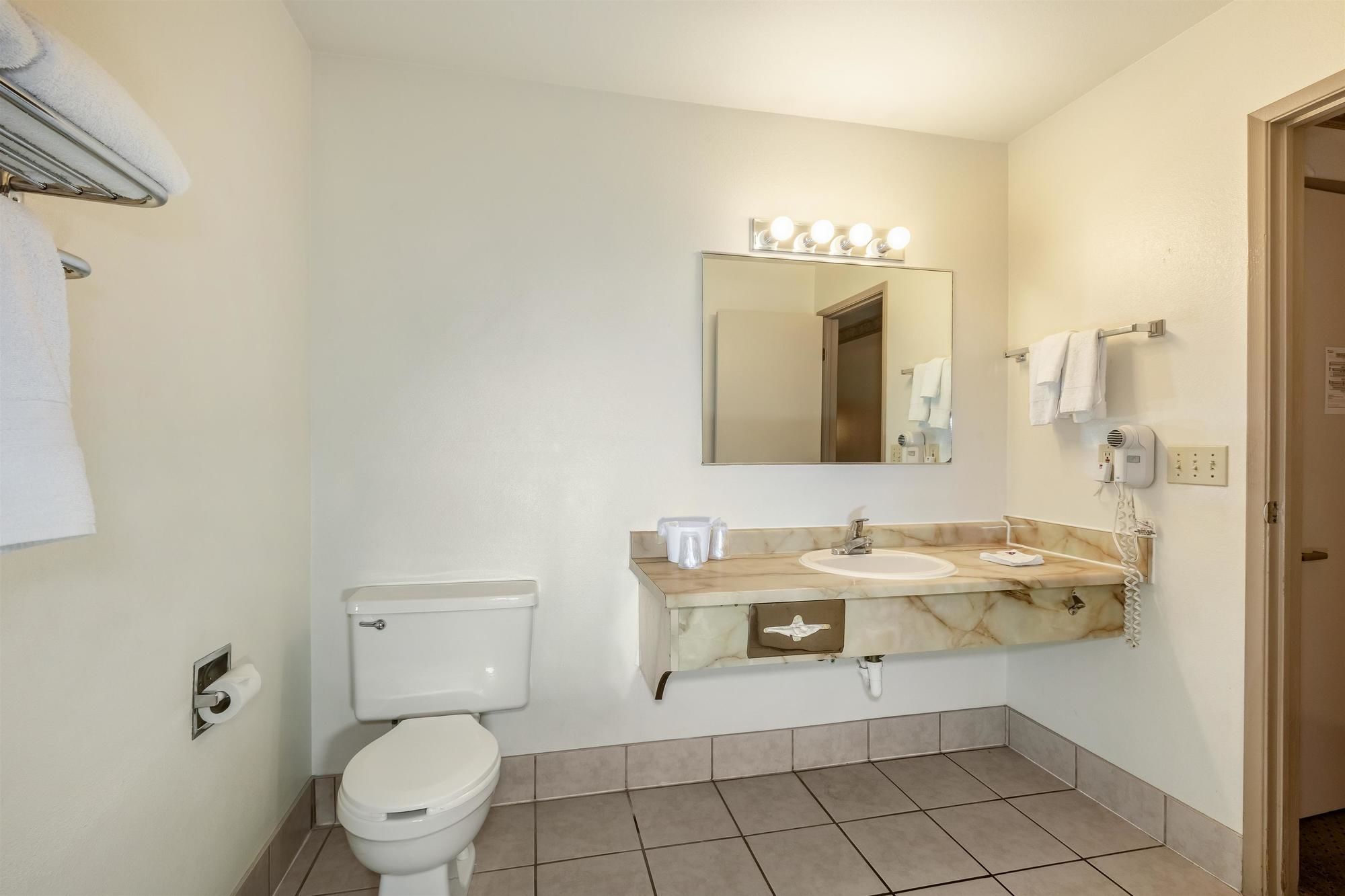 Motel 6 Kennewick, WA - Tri-Cities