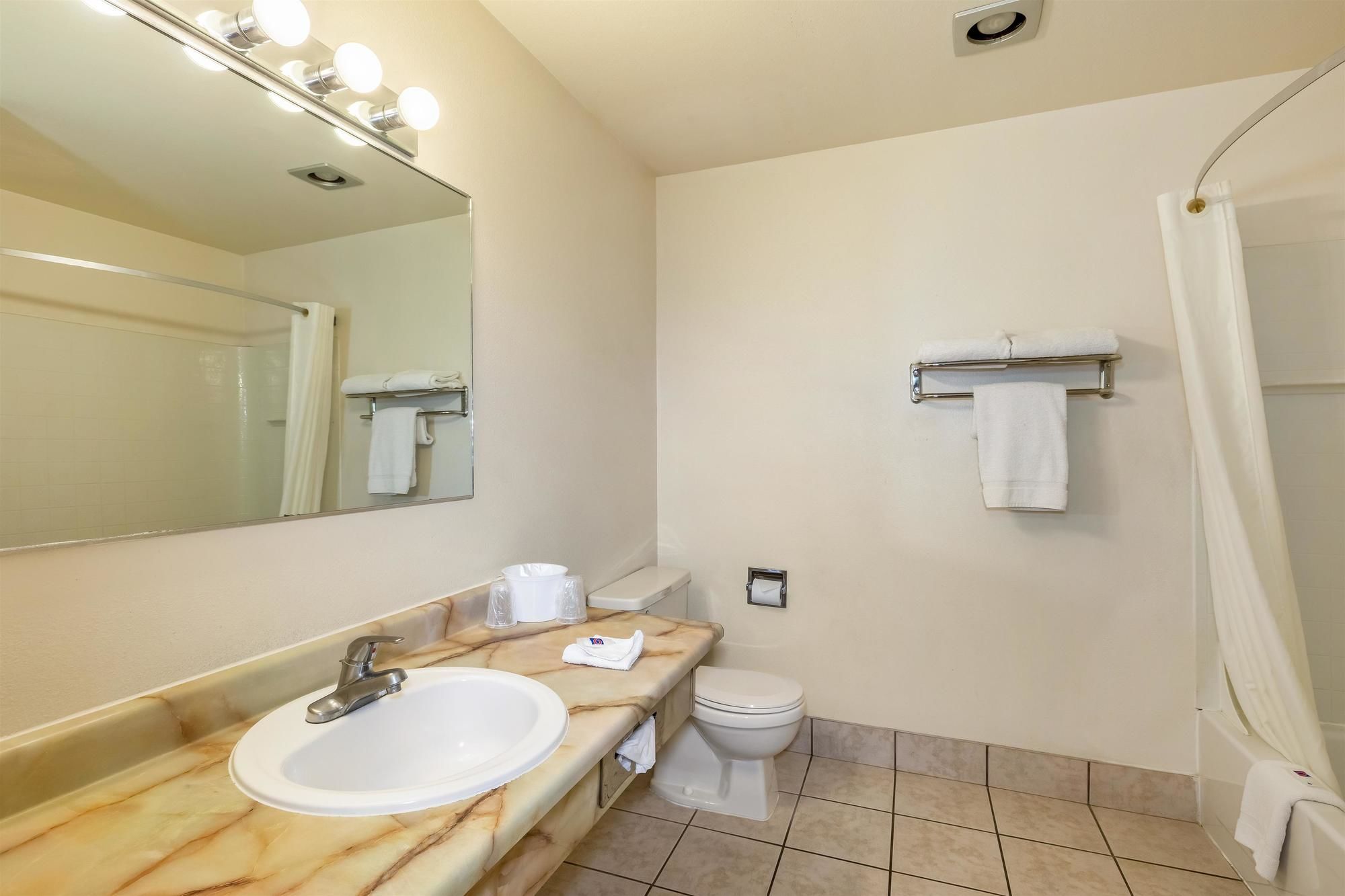Motel 6 Kennewick, WA - Tri-Cities