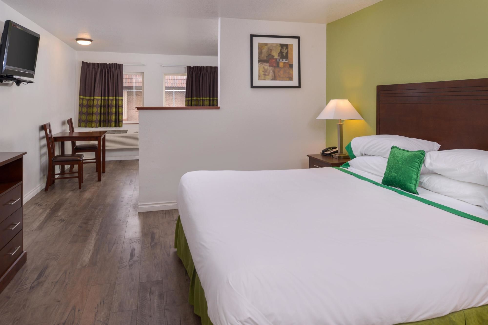 Red Lion Inn & Suites Kennewick Tri-Cities