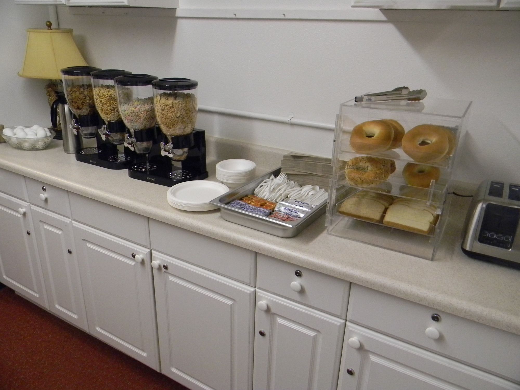 Kennewick Suites