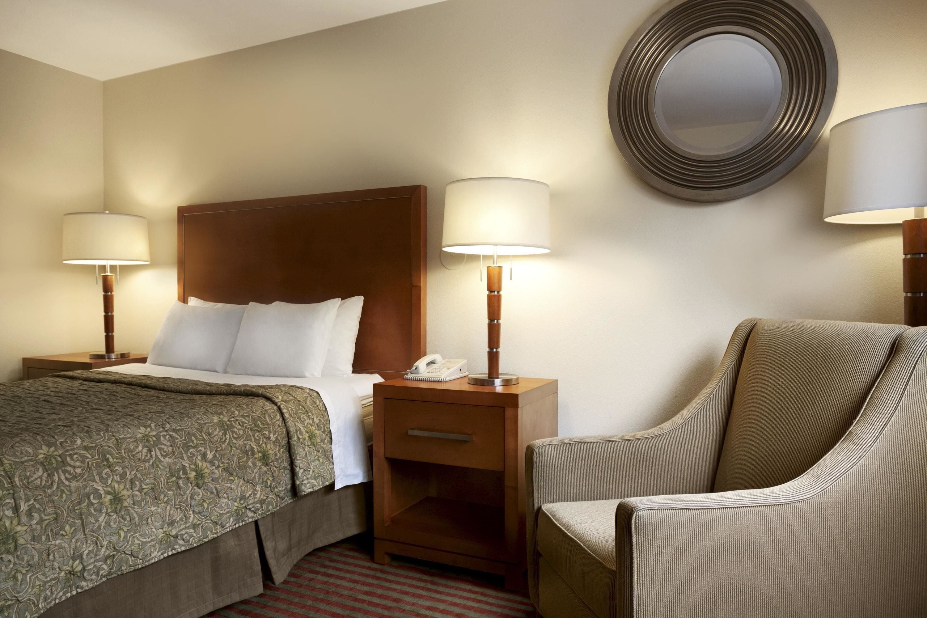 Spark by Hilton Kent Seattle