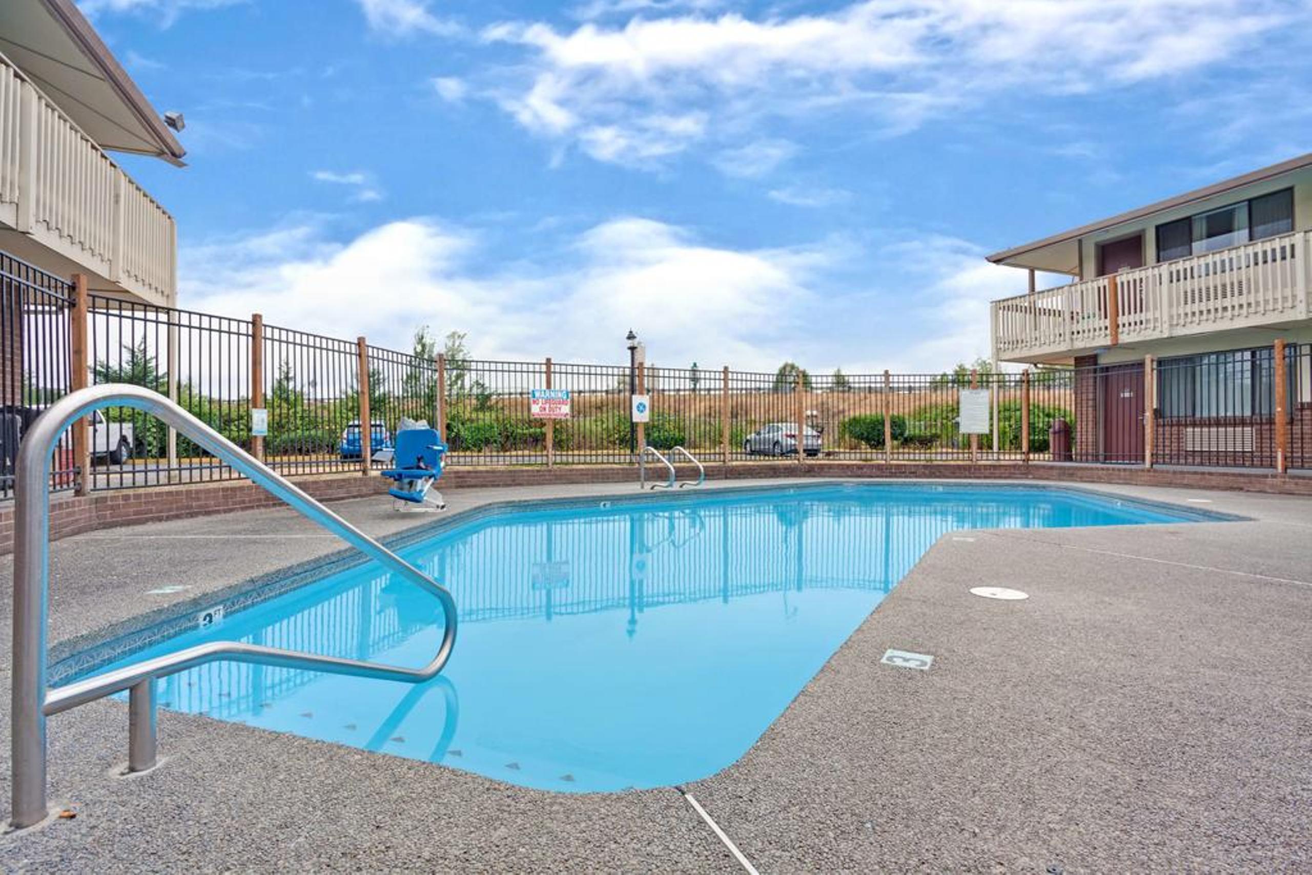 Econo Lodge