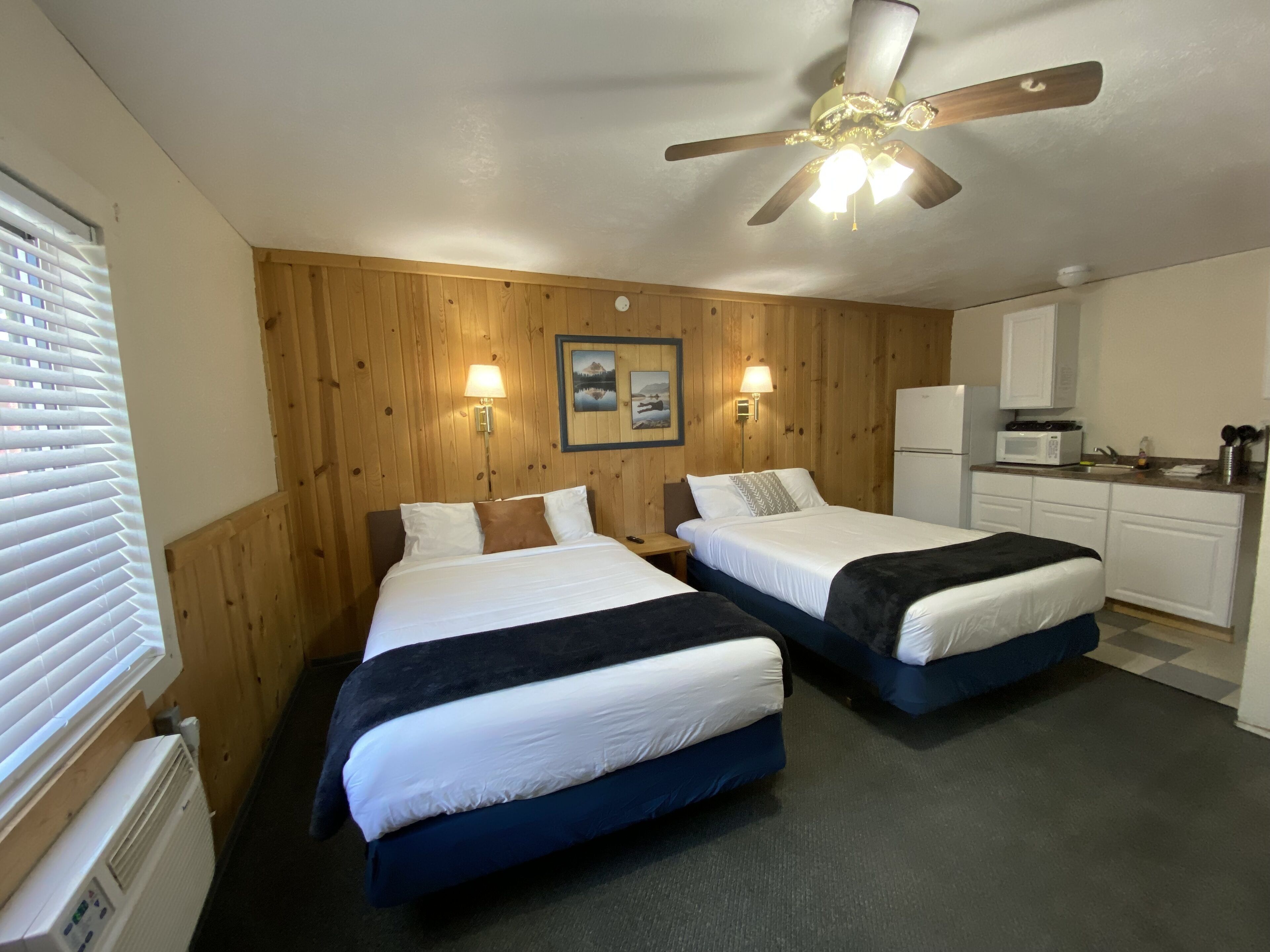 Columbia Point Resort