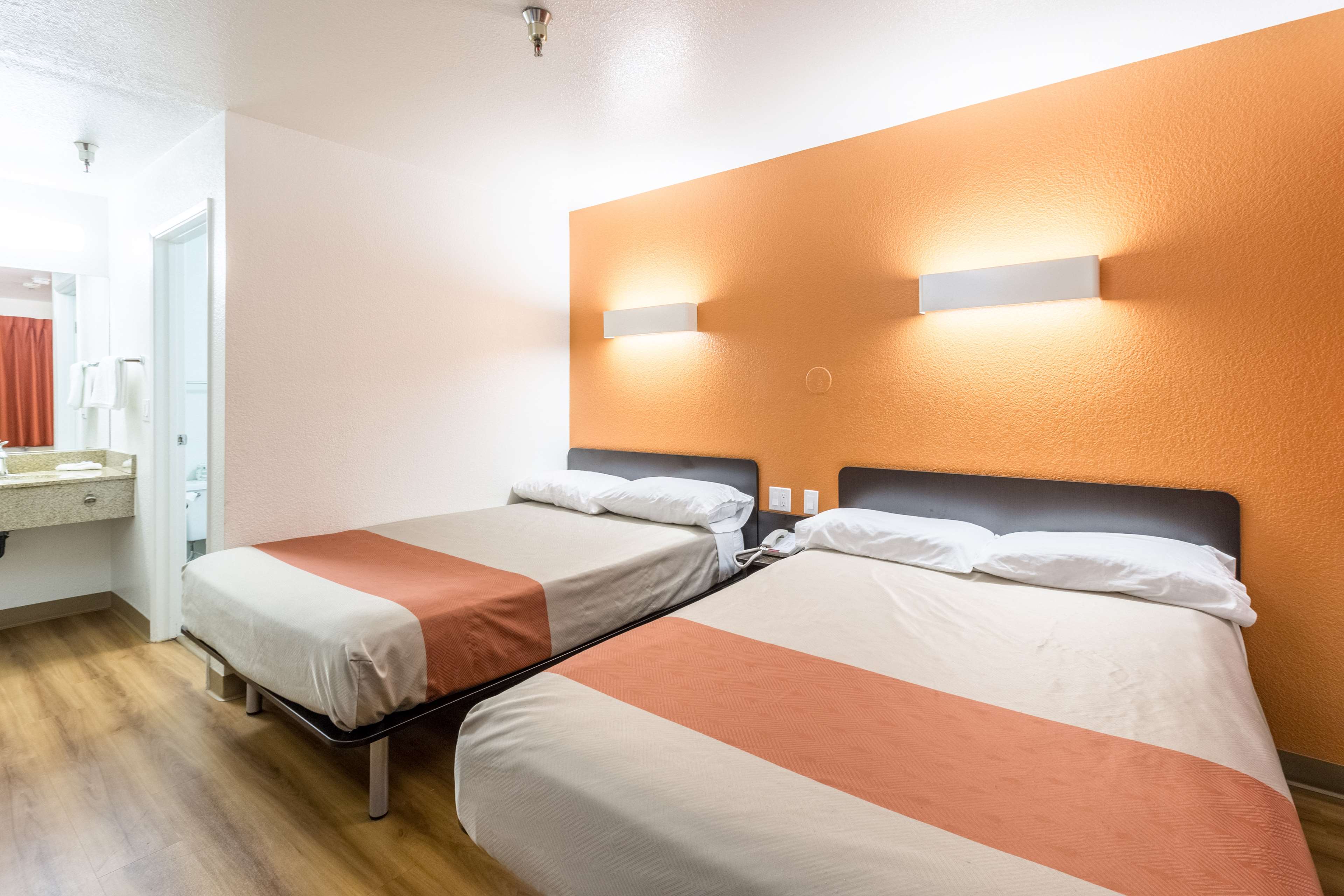 Motel 6 Seattle North - Kirkland