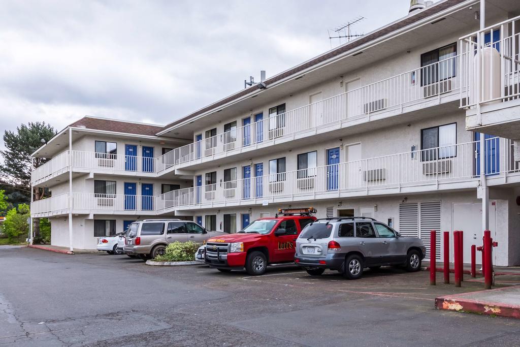 Motel 6 Seattle North - Kirkland