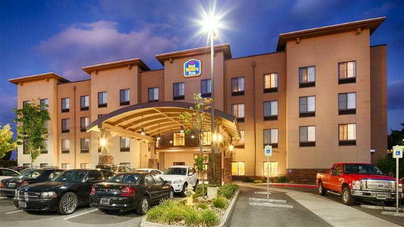 Best Western Plus Lacey Inn & Suites