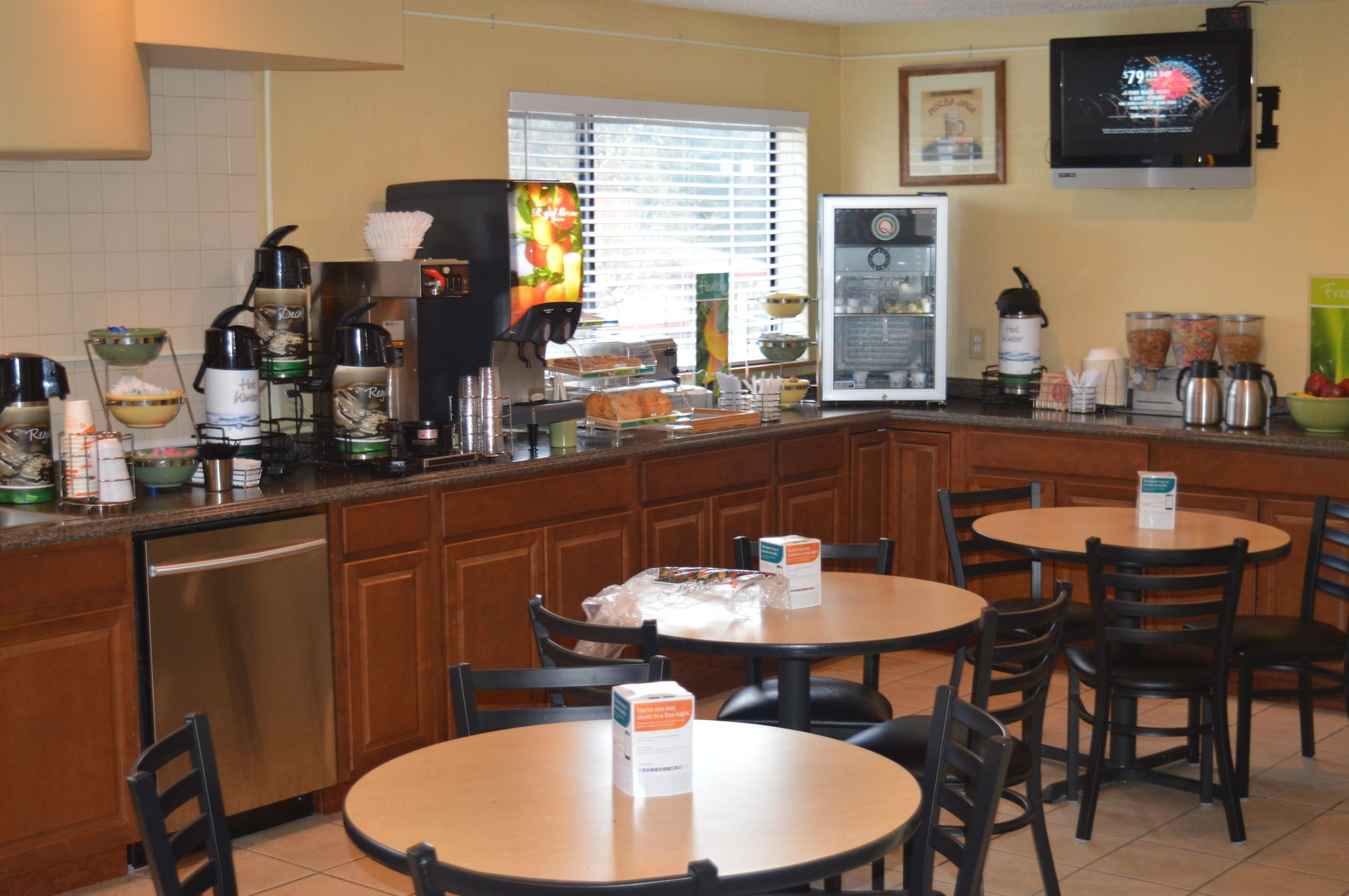 Quality Inn & Suites Lacey I-5