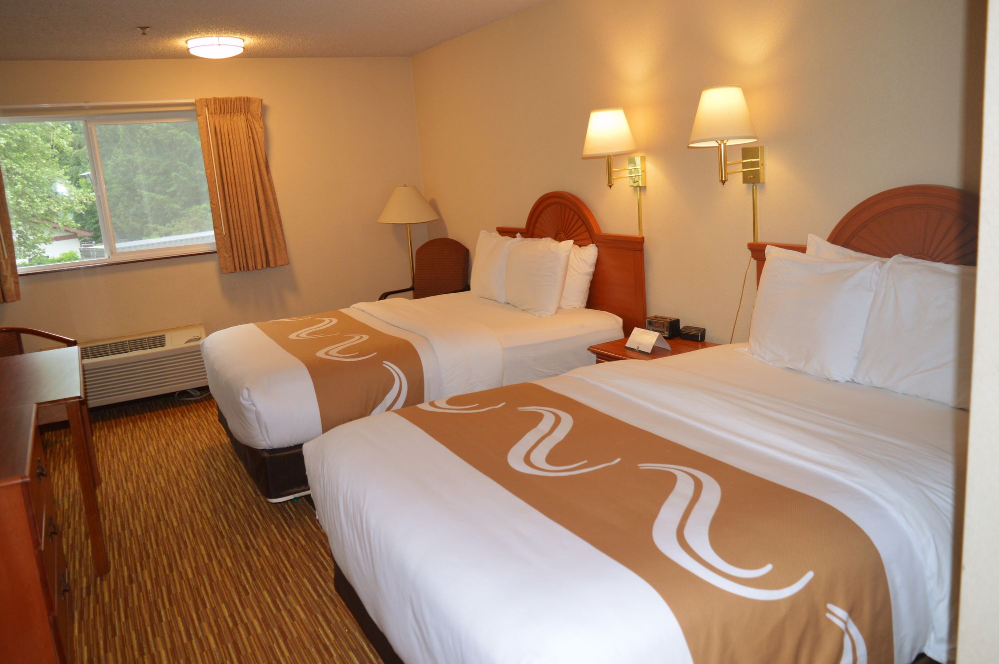 Quality Inn & Suites Lacey I-5