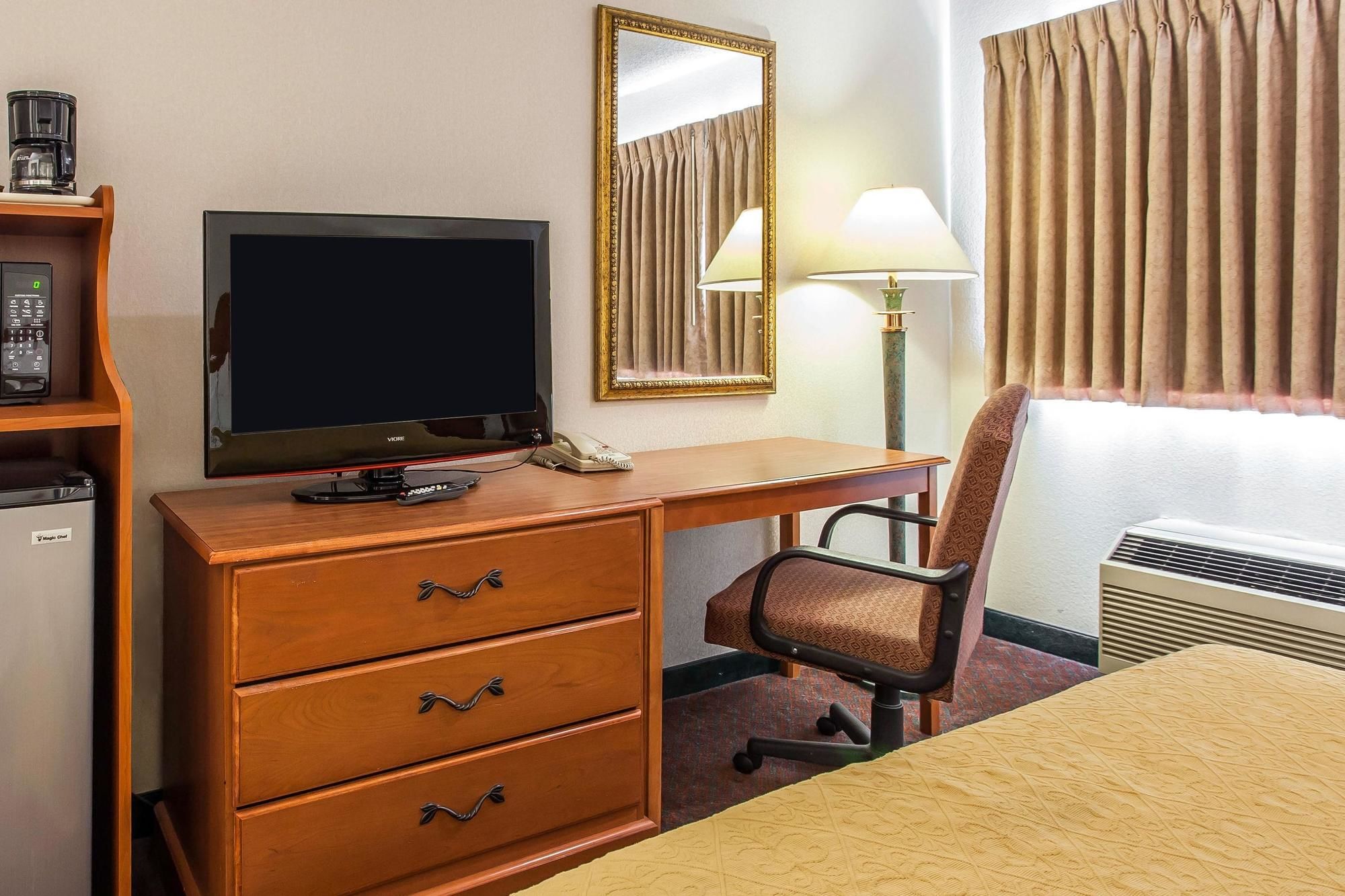 Quality Inn & Suites Lacey I-5