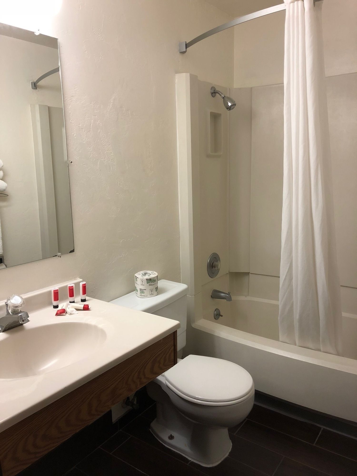 Super 8 by Wyndham Lacey Olympia Area