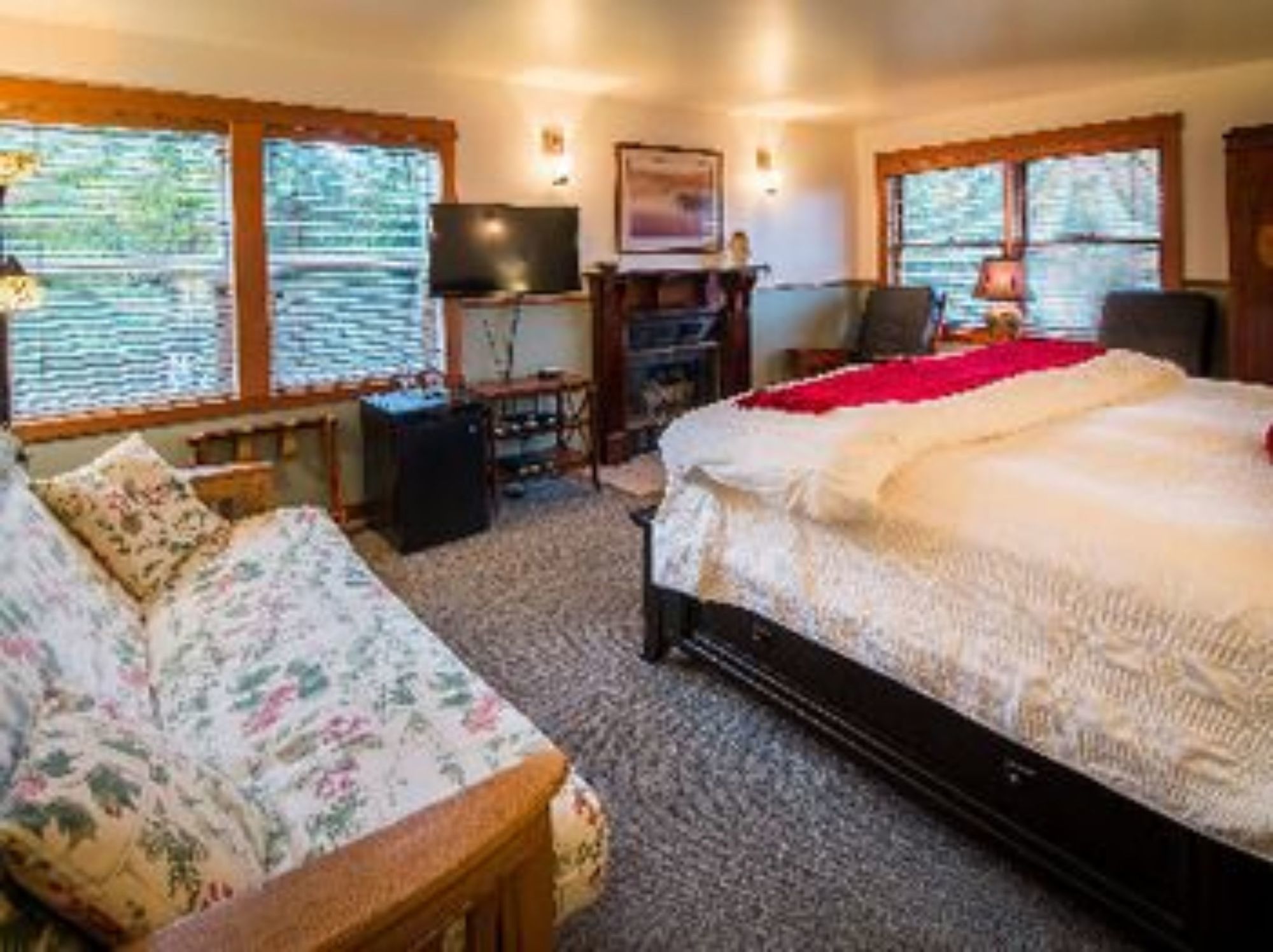 The Heron Inn & Day Spa