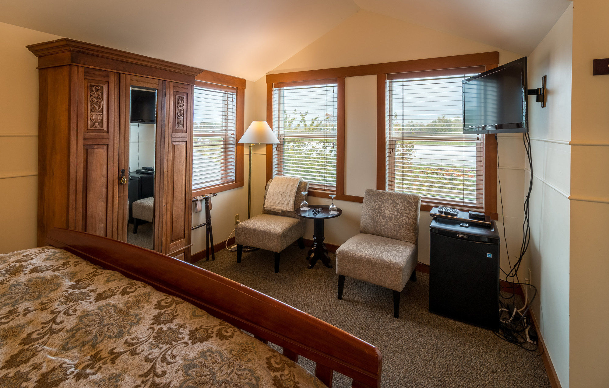 The Heron Inn & Day Spa