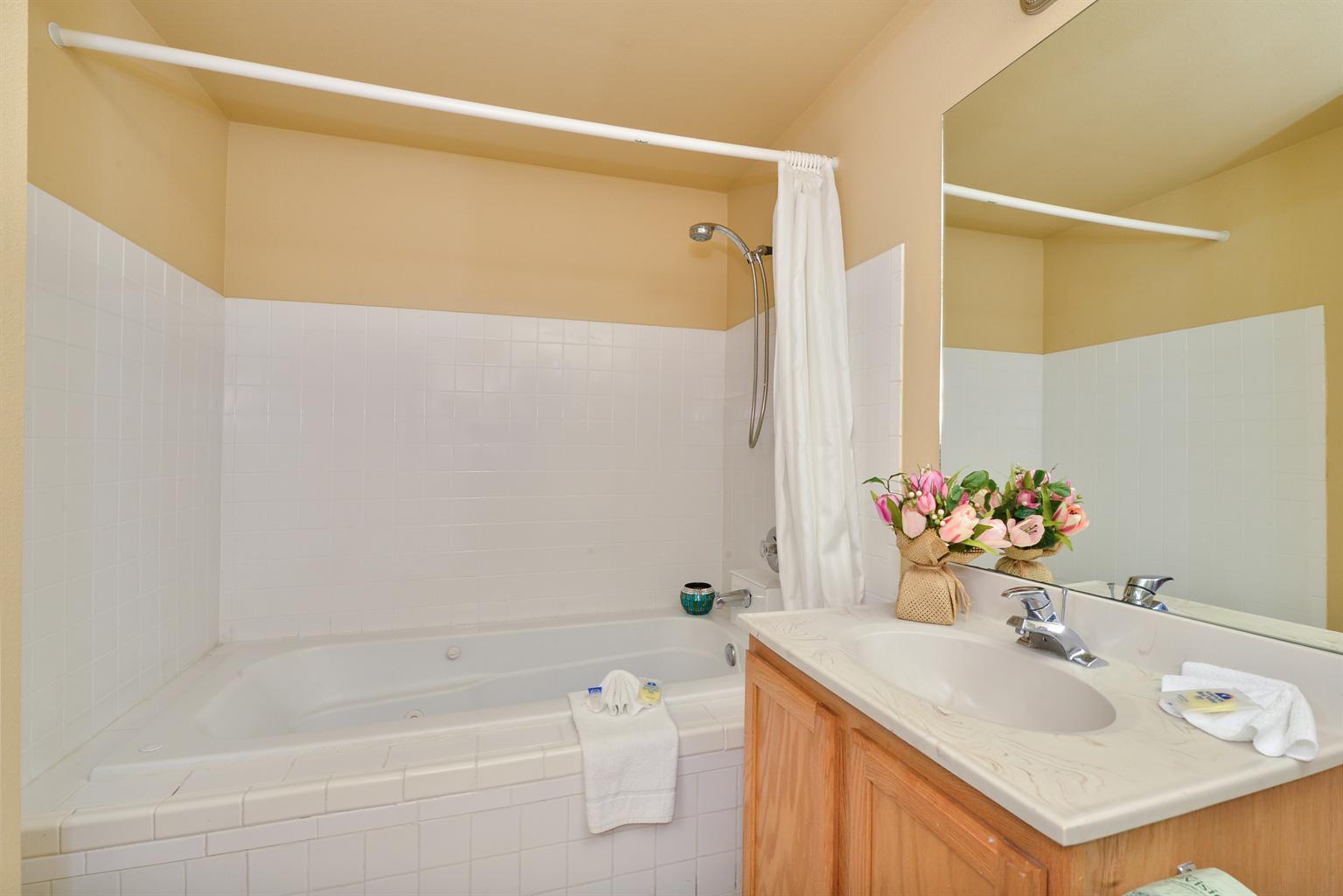 Americas Best Value Inn Lakewood Tacoma S