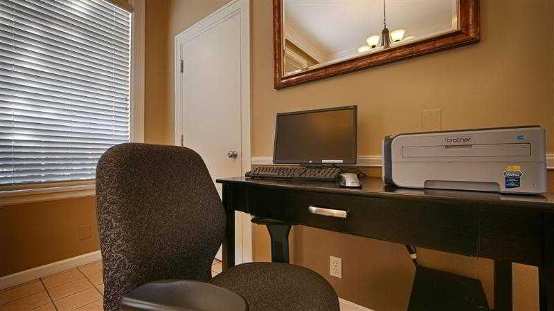 Best Western Lakewood