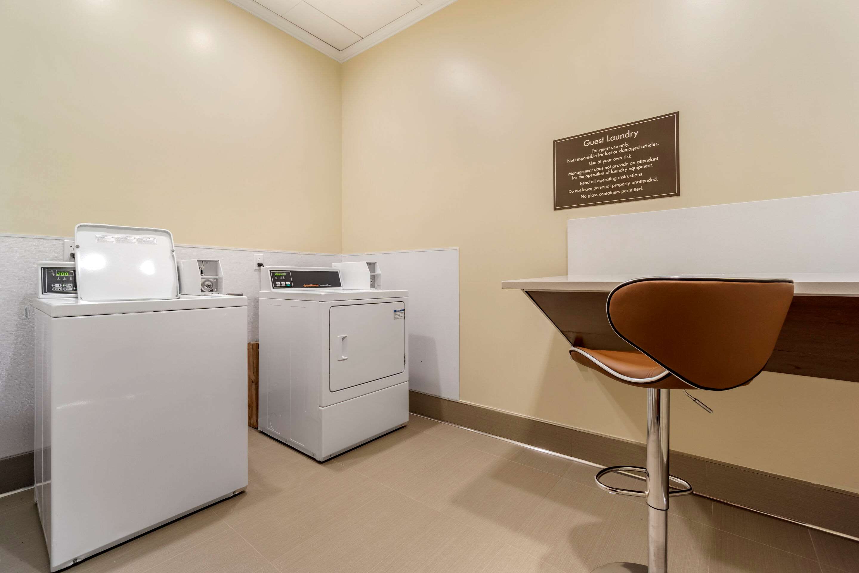 Comfort Inn & Suites Lakewood by JBLM