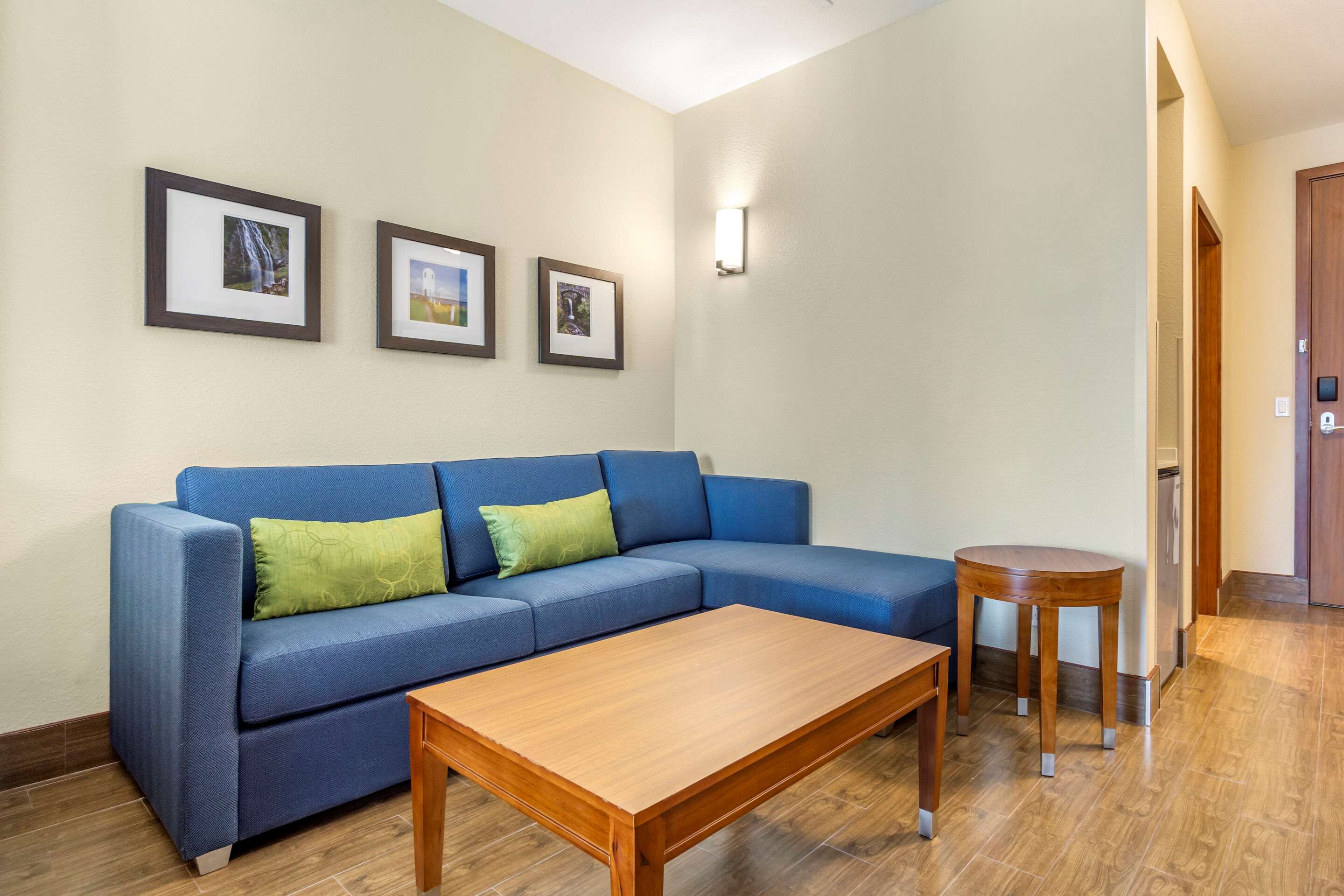 Comfort Inn & Suites Lakewood by JBLM