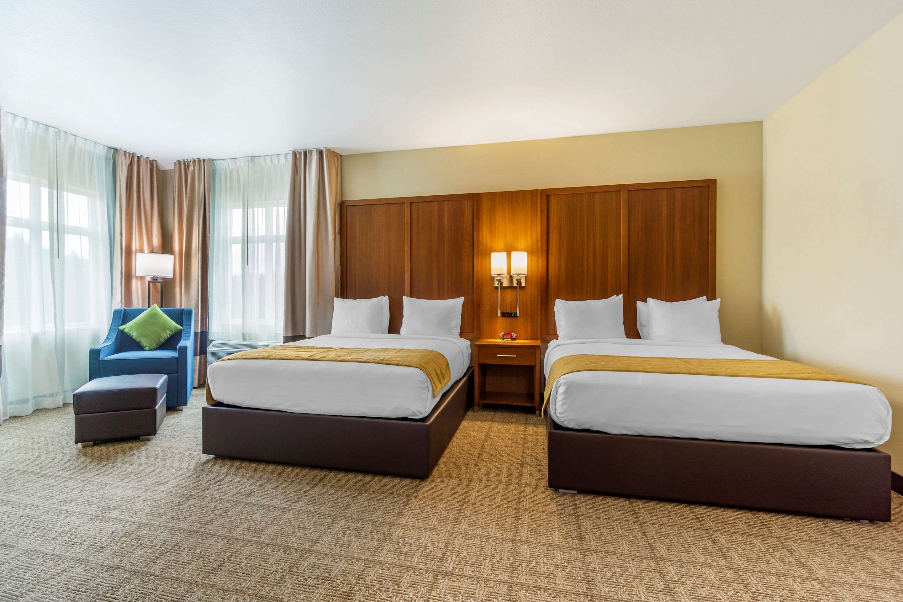 Comfort Inn & Suites Lakewood by JBLM
