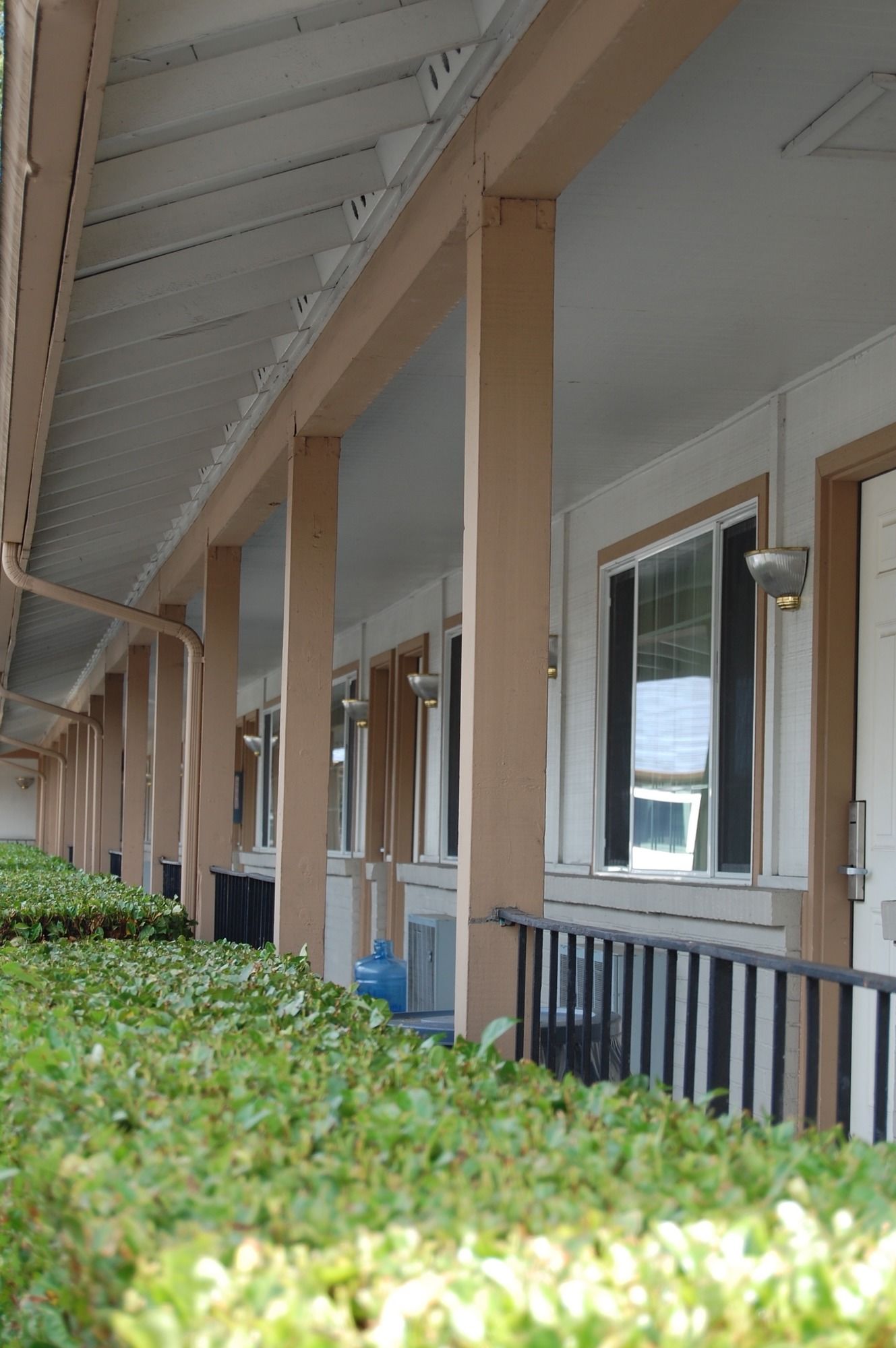 Western Inn