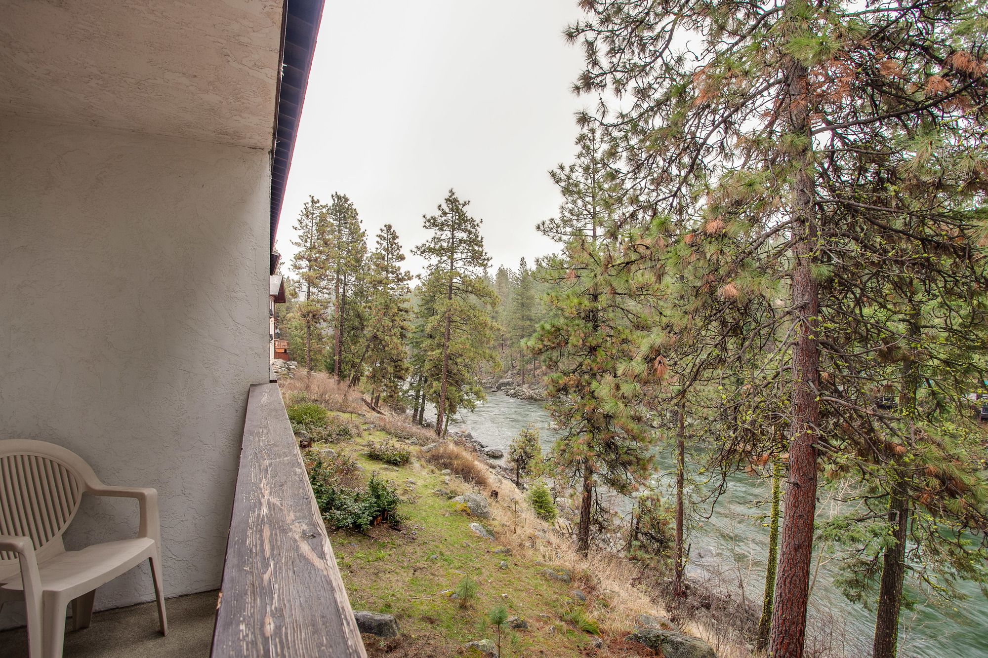 Alpine Rivers Inn