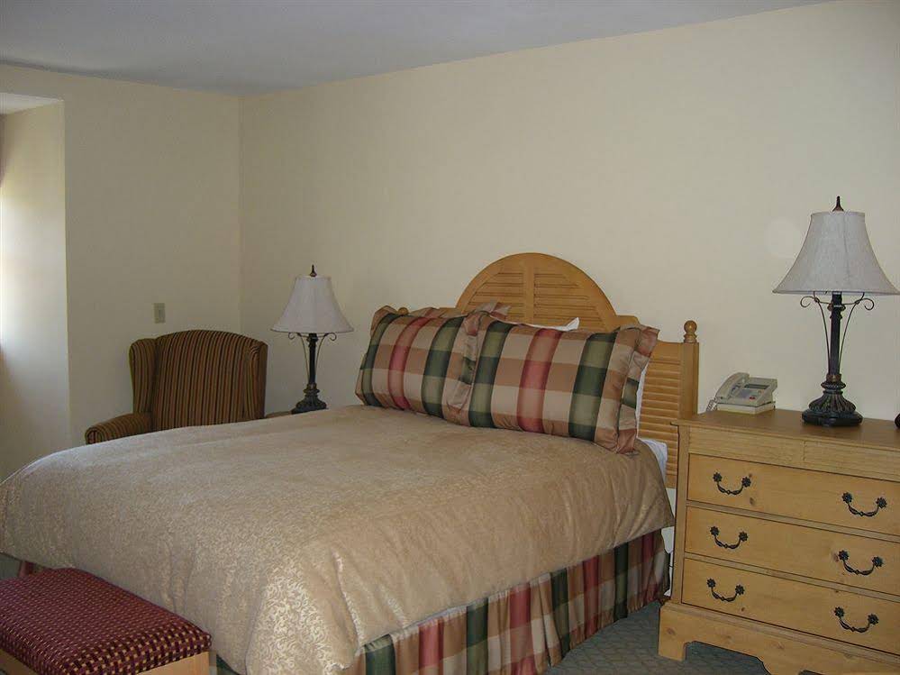 Blackbird Lodge