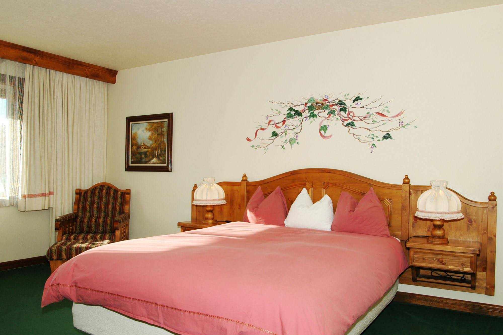 Enzian Inn