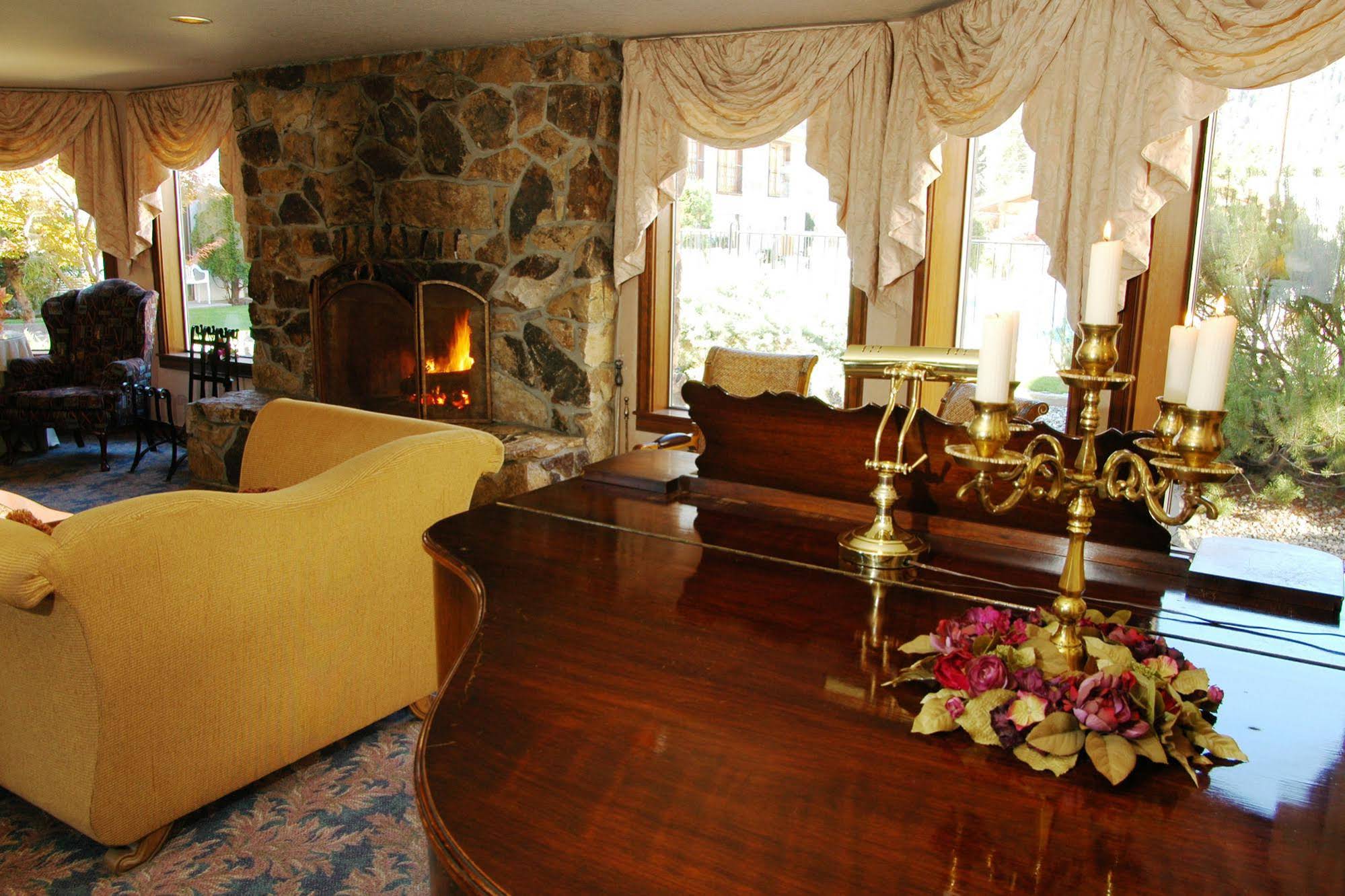 Enzian Inn