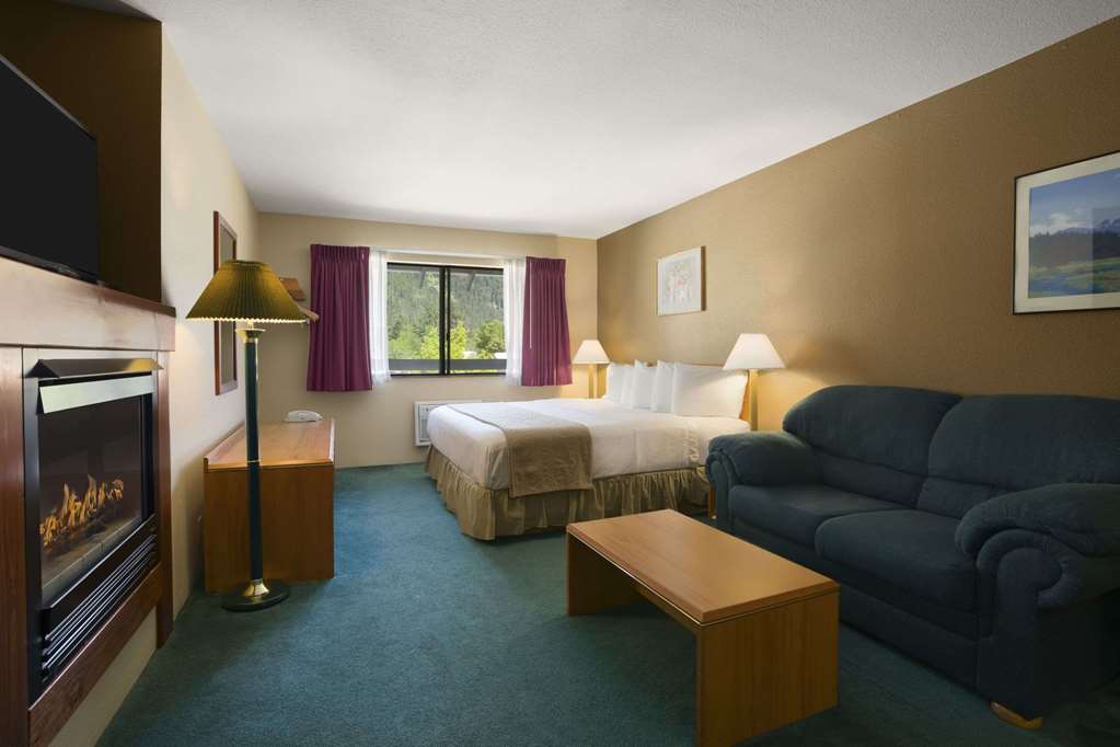 Howard Johnson by Wyndham Leavenworth