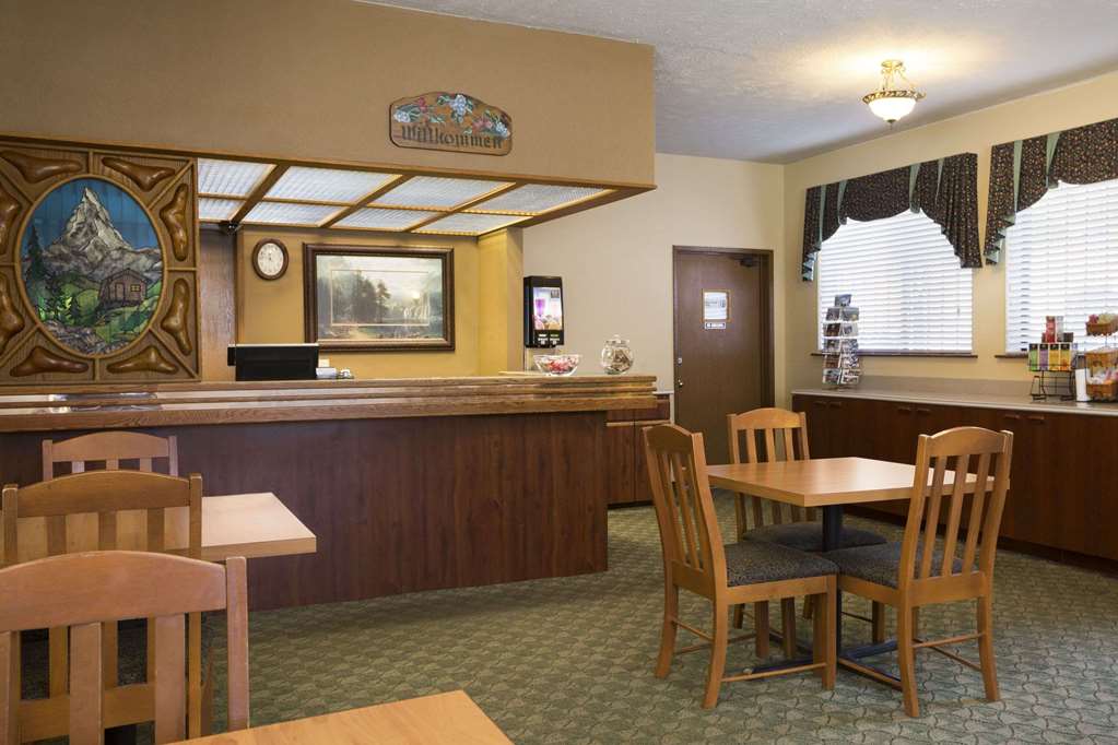 Howard Johnson by Wyndham Leavenworth