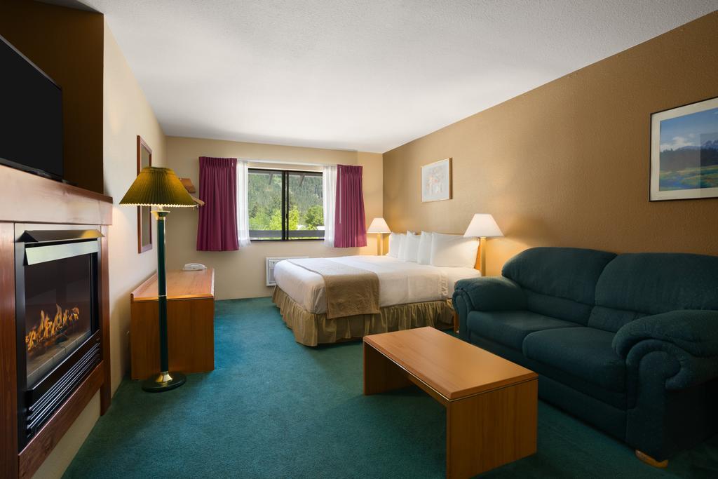 Howard Johnson by Wyndham Leavenworth