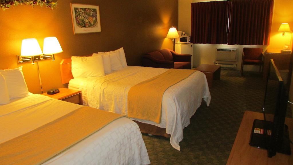 Howard Johnson by Wyndham Leavenworth