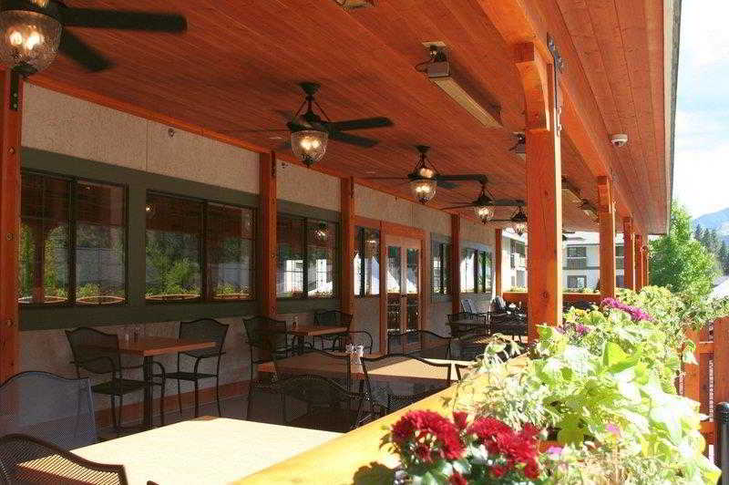 Icicle Village Resort