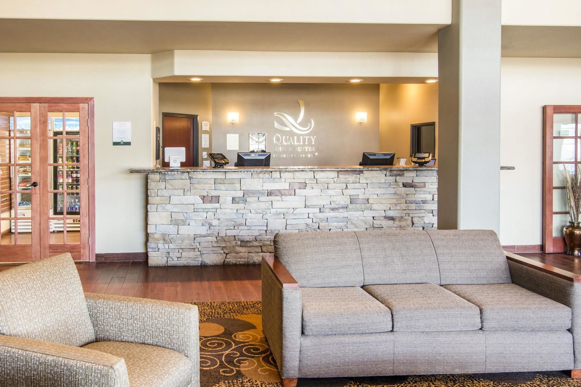 Quality Inn & Suites