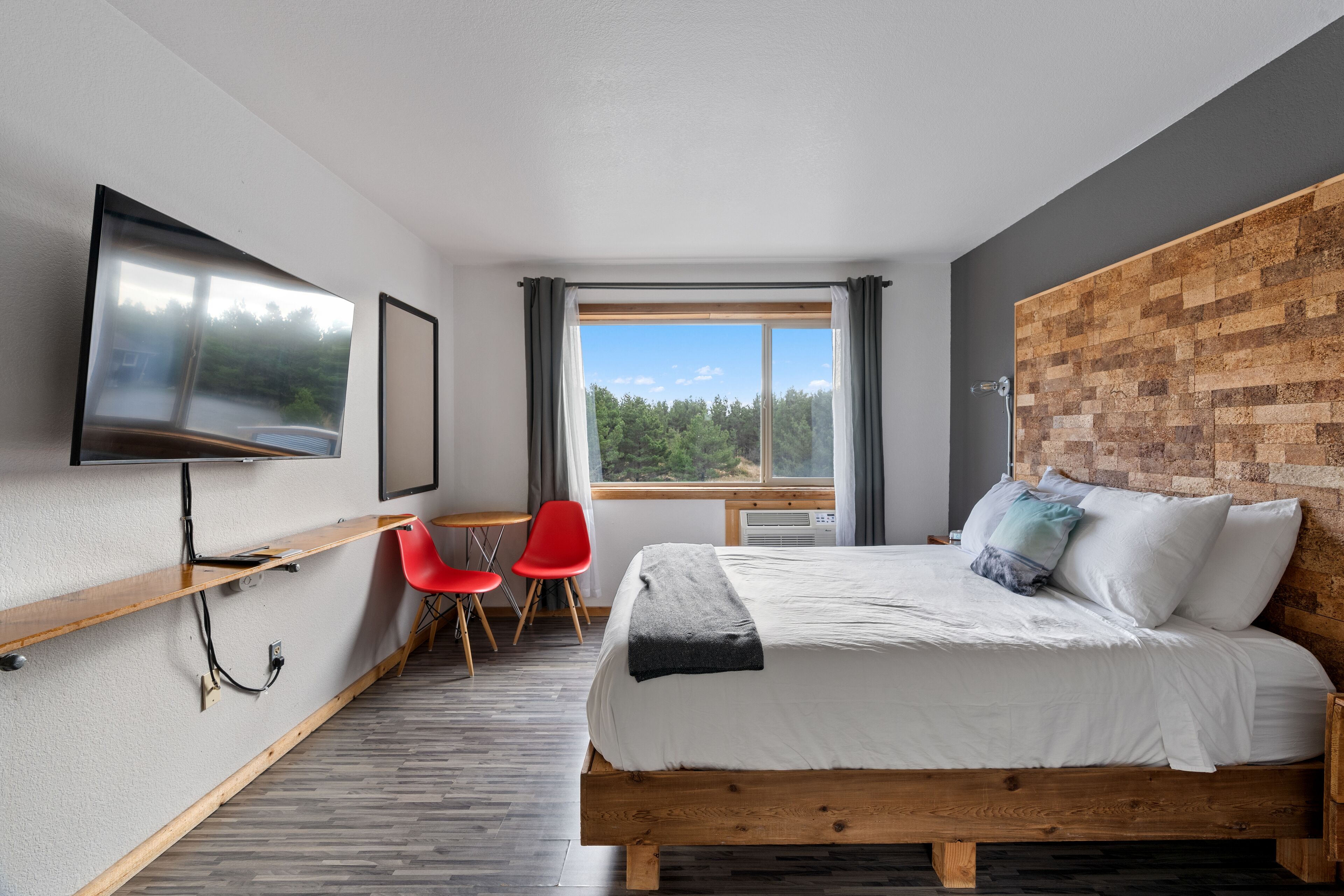 Adrift Hotel & Spa