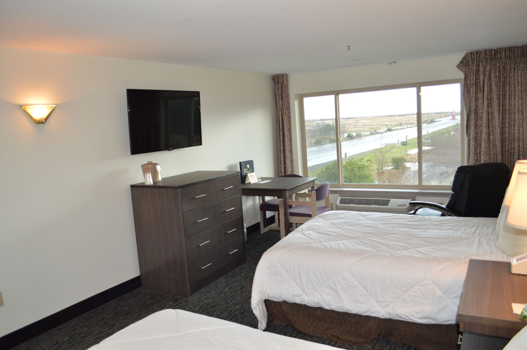 Cedars Ocean View Inn