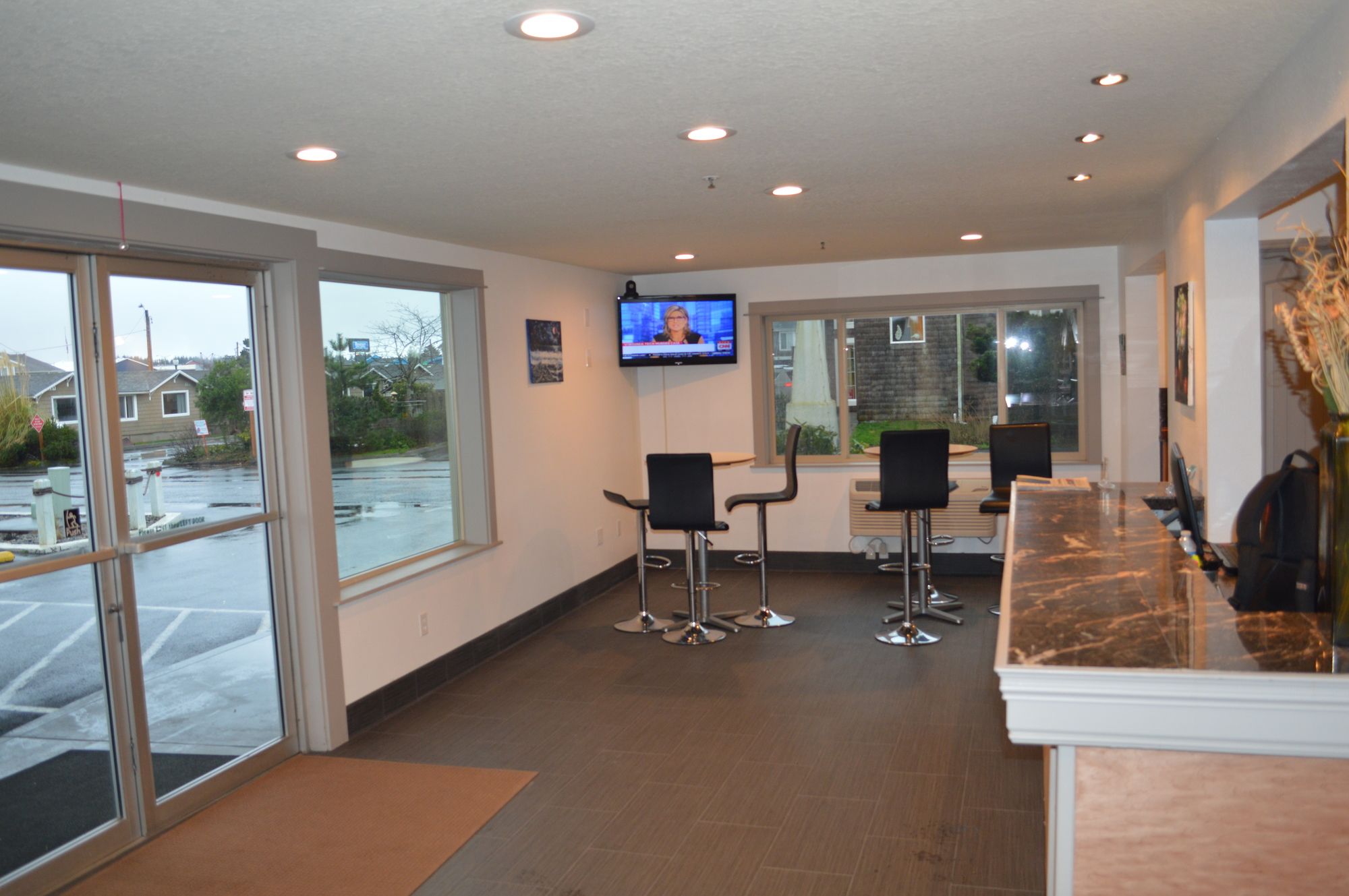 Cedars Ocean View Inn
