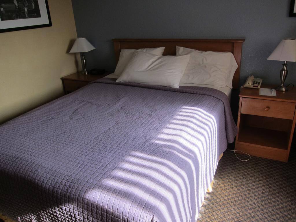 Americas Best Value Inn - Lynnwood/Seattle
