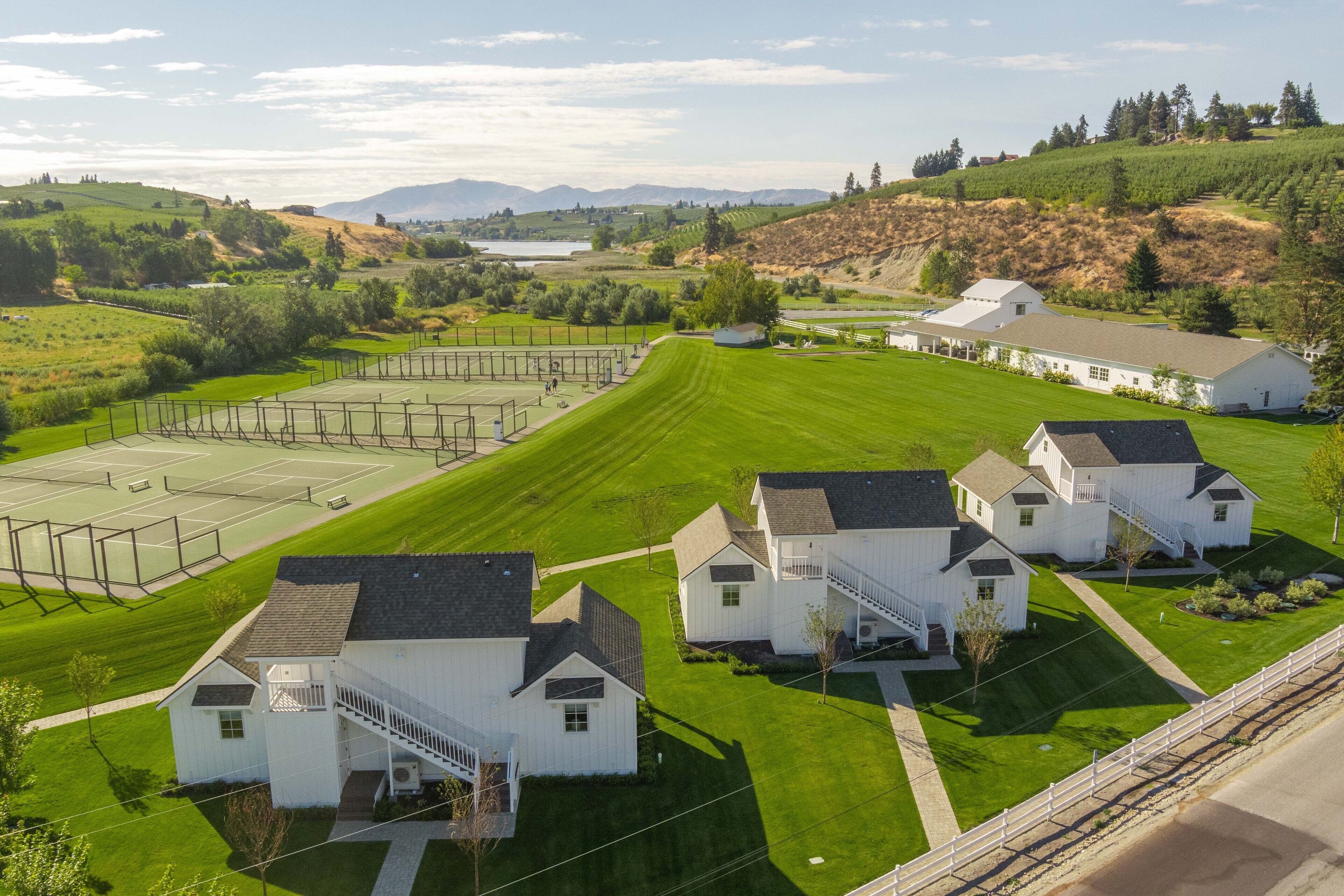 Harmony Meadows - Tennis Resort