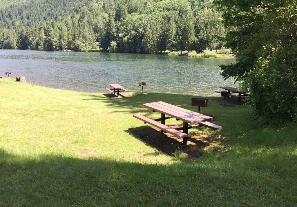 Silver Lake by Mt. Baker Lodging