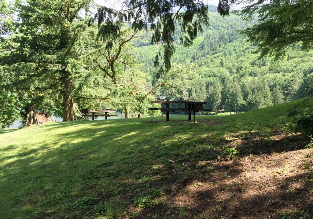 Silver Lake by Mt. Baker Lodging